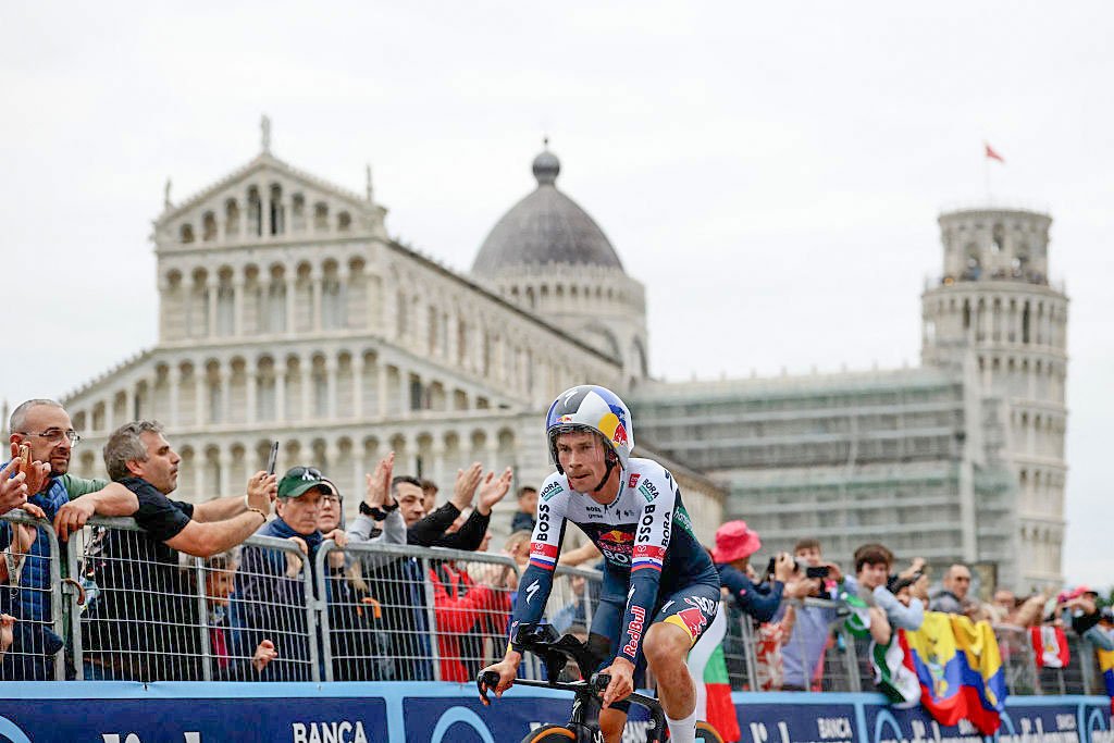'Let's move on' – Primož Roglič shrugs off Giro d'Italia crashes as stage 10 time trial ultimately delivers positive turn