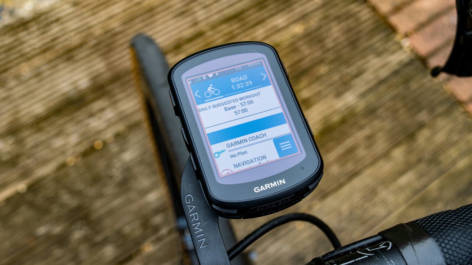 Grab a Memorial Day deal on the Garmin Edge 840 Solar GPS cycling computer – with $200 off at Walmart